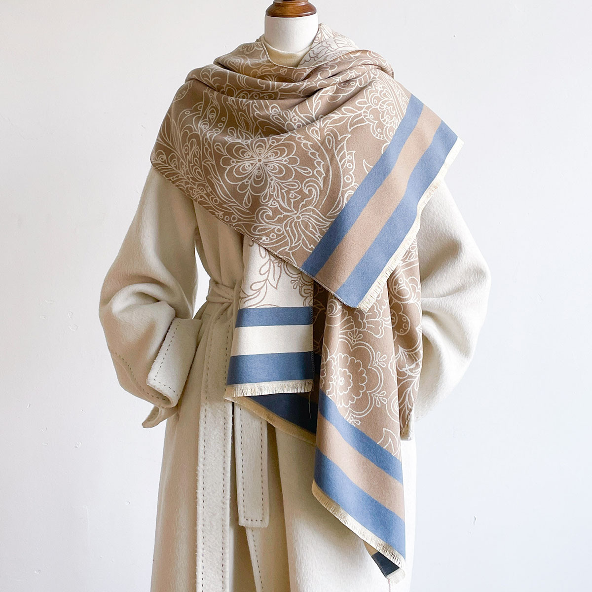 暖かいイミテーションカシミヤスカーフ、女性用フリンジ付き厚手 - Pashmina Wrap Large のレビューと価格