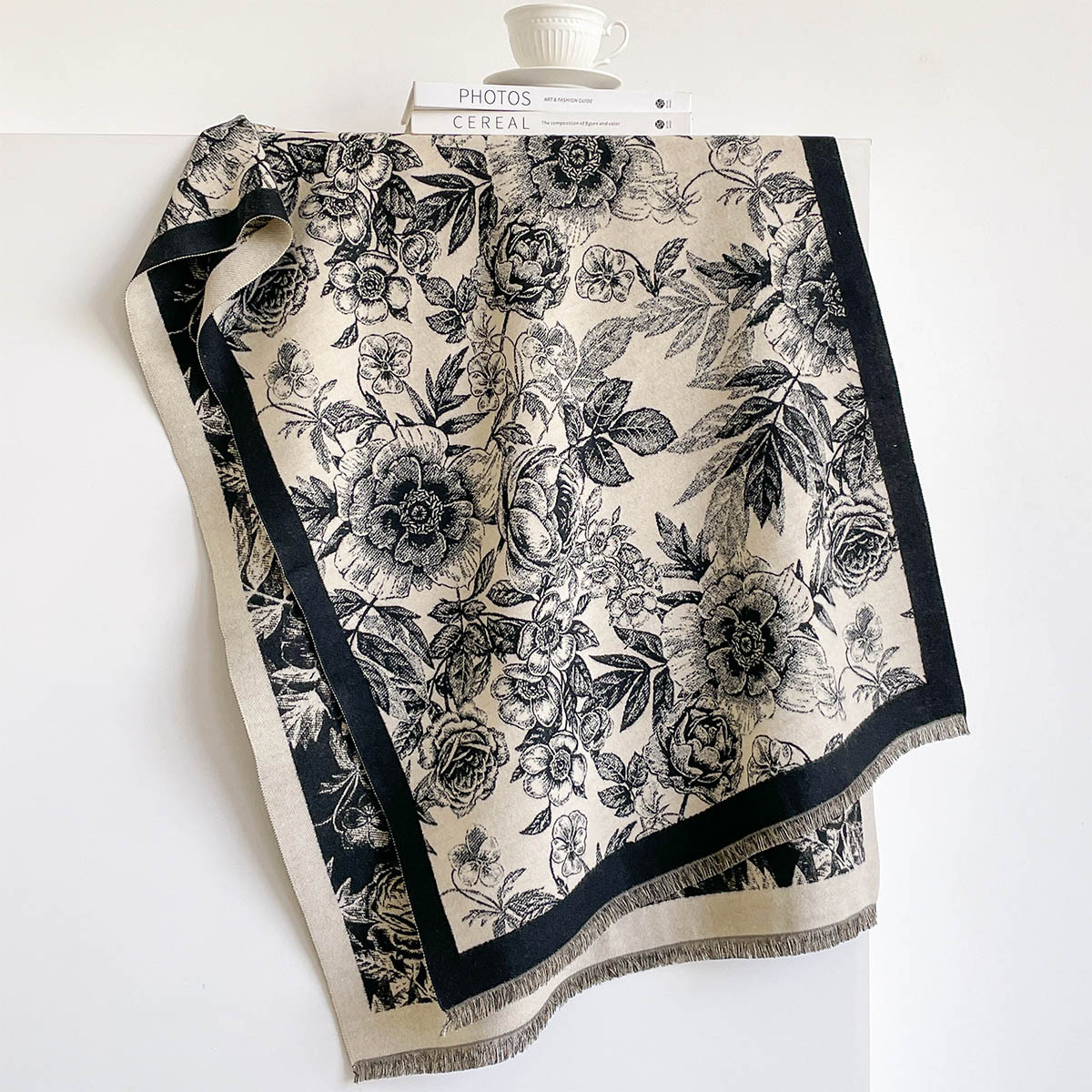 イミテーションカシミヤスカーフ レディース フリンジ付き 厚 - Pashmina Wrap Large のレビューと価格
